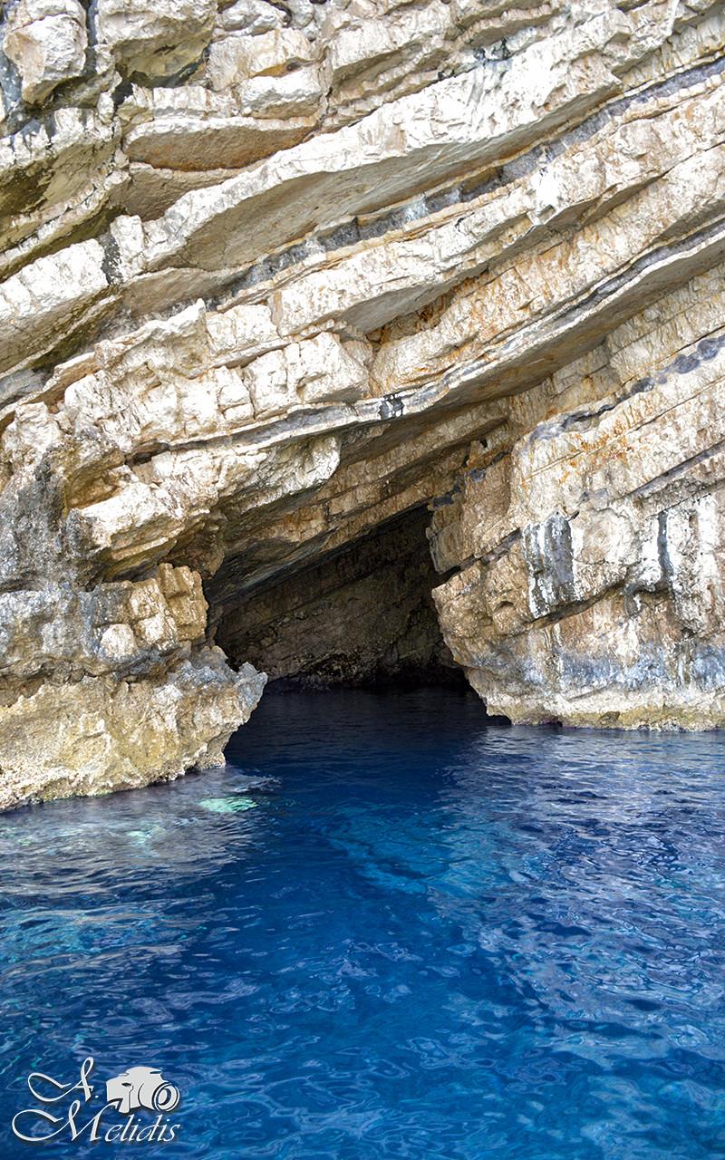 Το σπήλαιο Άκρα, Άγιος Ηλιόδωρος