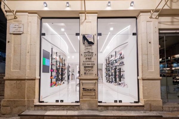 Ζητείται πωλητής/τρια από το Shoegallery