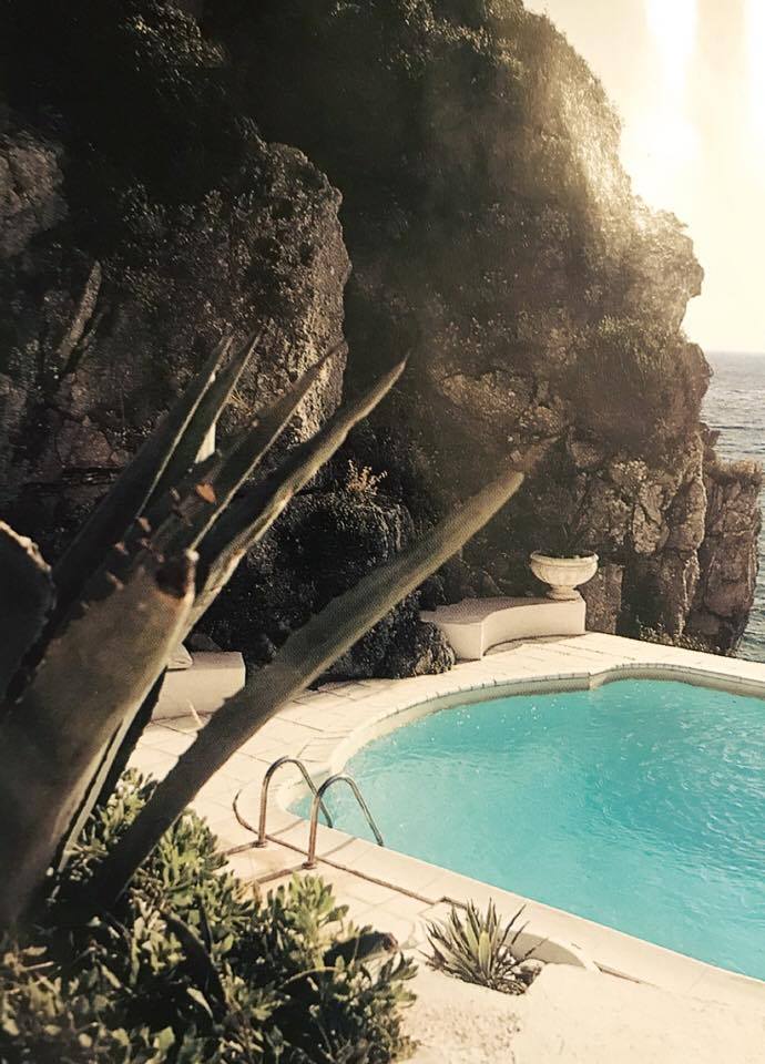 Η μυθική βίλα του Μιχάλη Πολατώφ στην Κέρκυρα